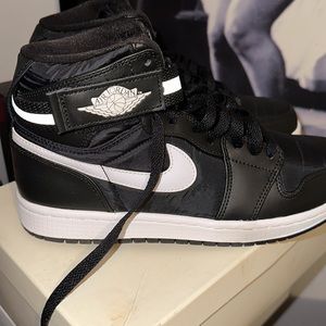 Men’s Jordan 1’s